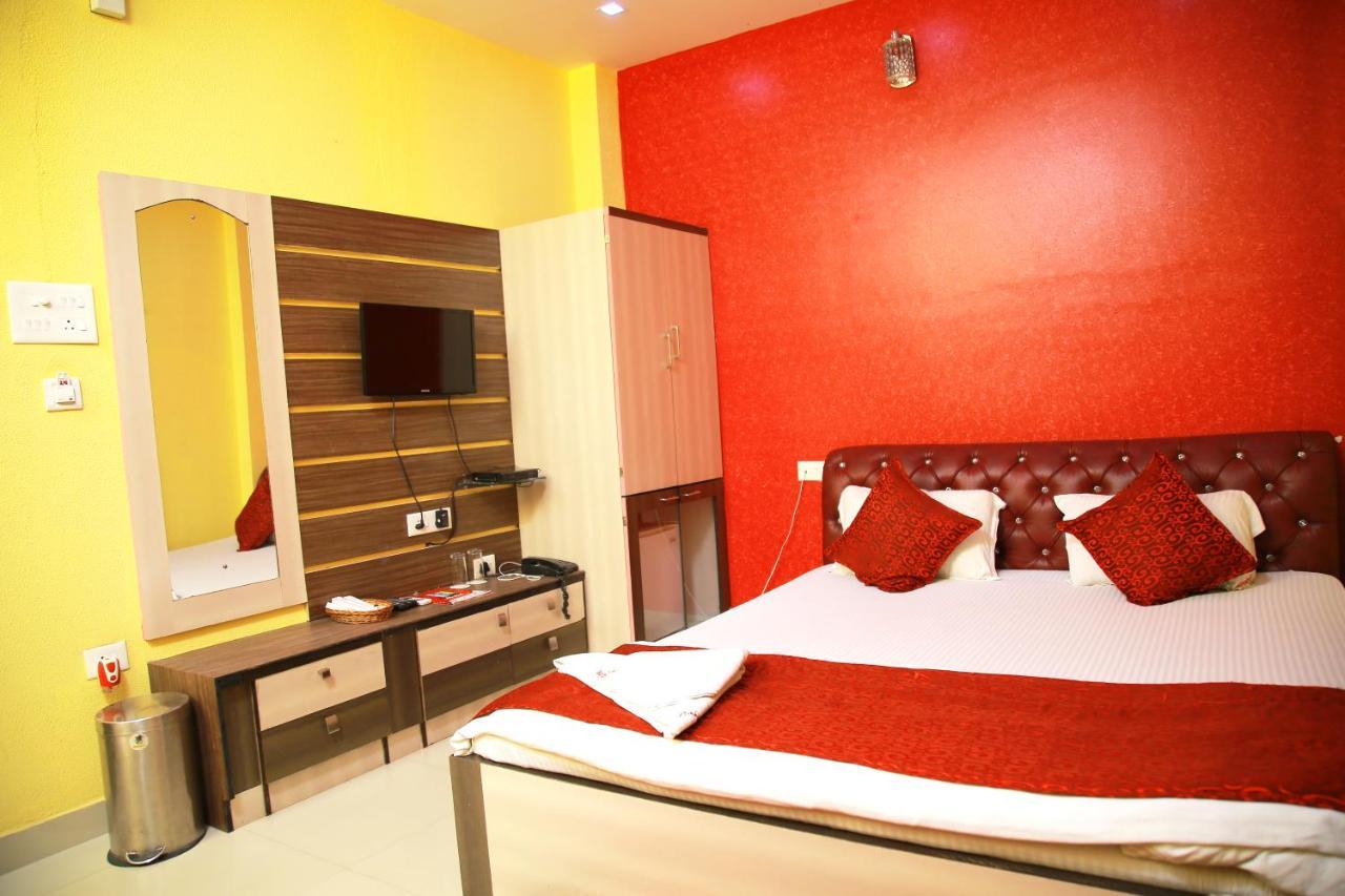 Babul Hotel Calcuta Exterior foto