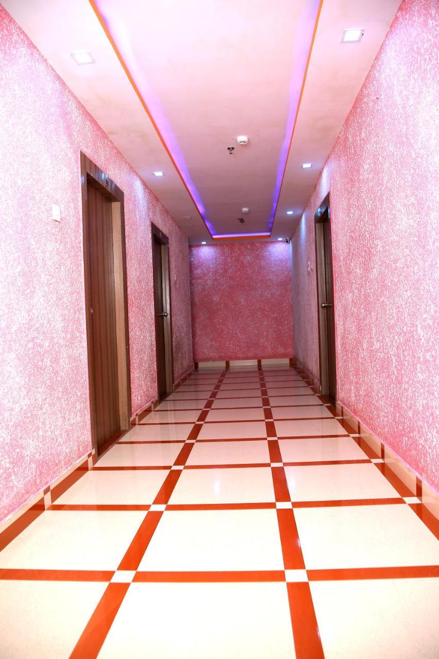 Babul Hotel Calcuta Exterior foto